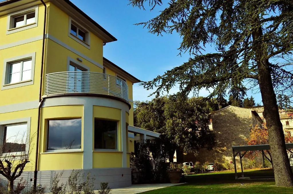 Ai Lecci In Centro Otel Sarteano 3*,  İtalya